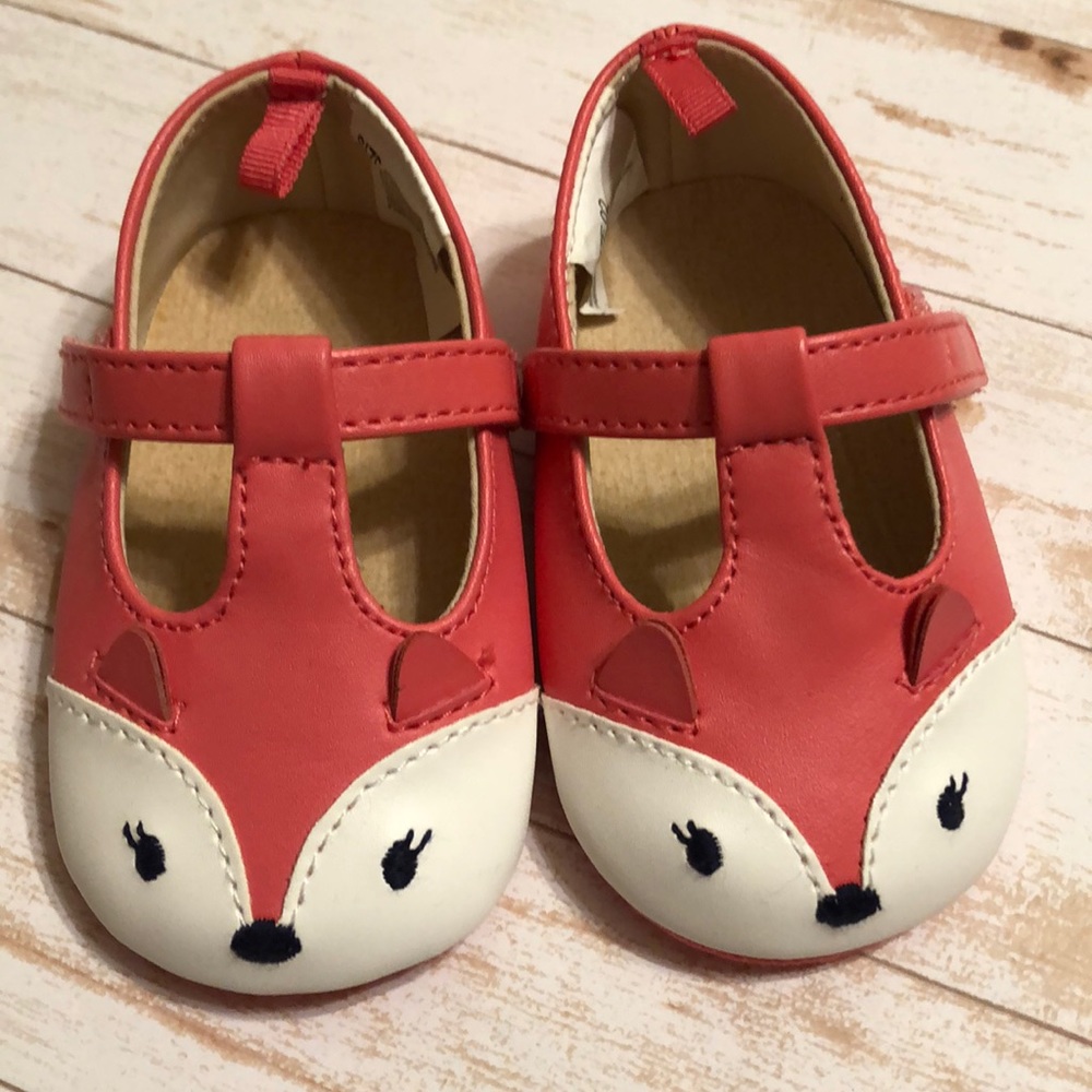 Gymboree baby shoes - size 2
